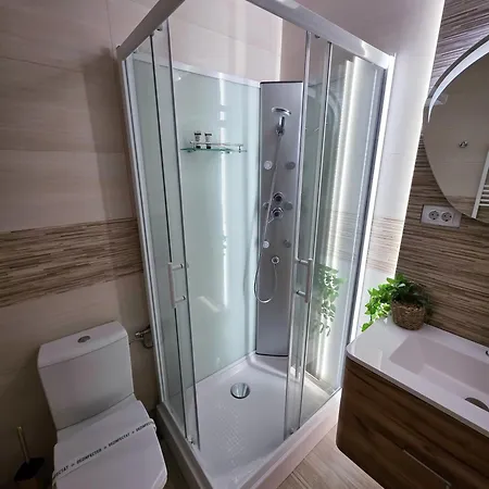 Luxury كرايوفا